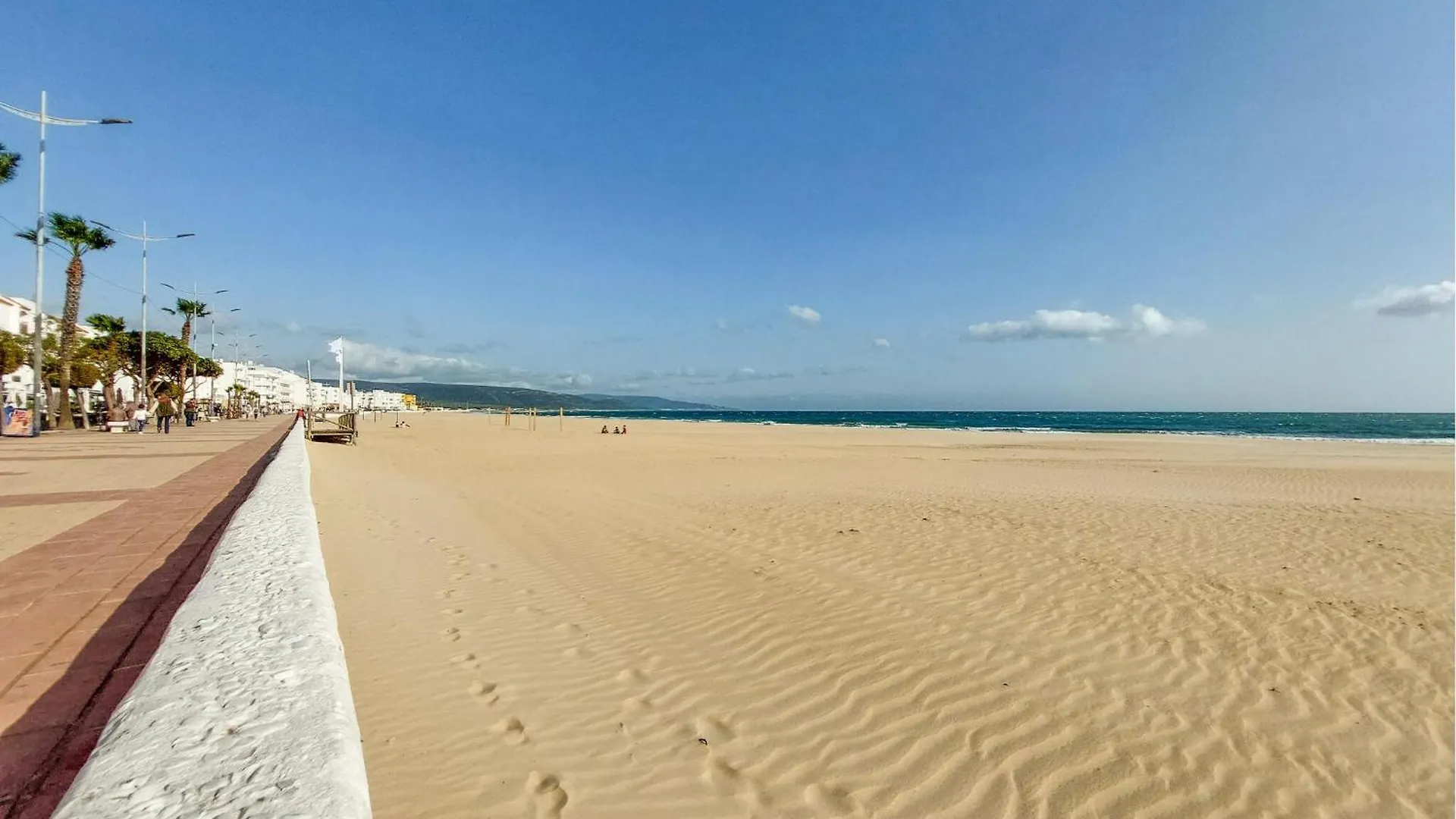 Hébergement de vacances 4 Bedroom Nice Home In Chiclana De La Fronter Chiclana de la Frontera