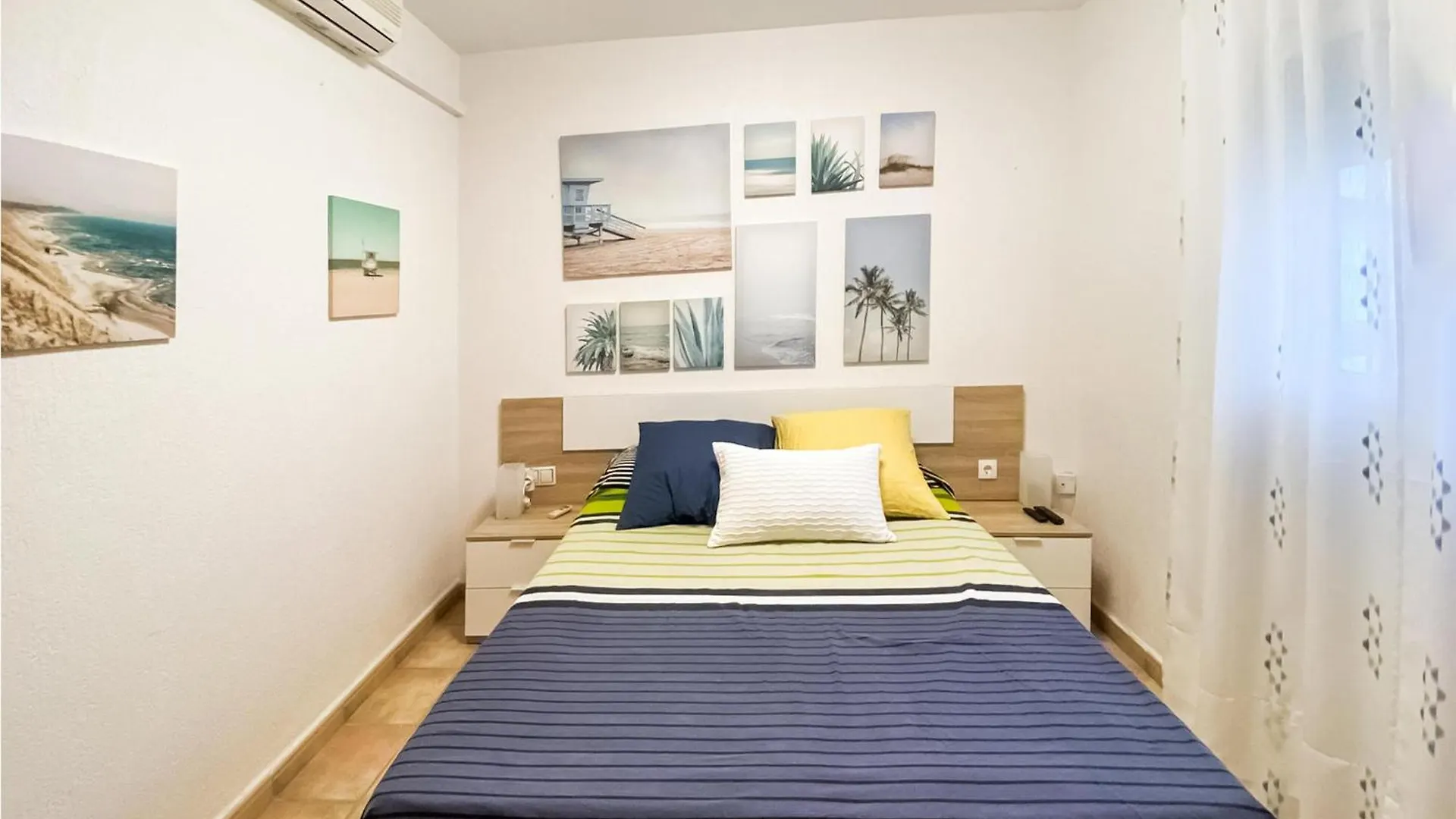 Hébergement de vacances 4 Bedroom Nice Home In Chiclana De La Fronter Chiclana de la Frontera Espagne